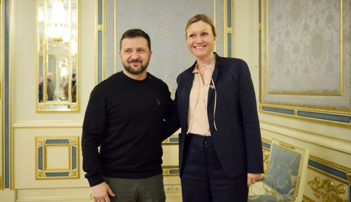 Сотрудничество в оборонной сфере и гарантии безопасности: президент Украины встретился с председателем Национального собрания Франции (ВИДЕО)