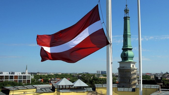 Латвія запускає відмову від російської як другої іноземної в школах. Реакція прем’єрки: “Нарешті!”