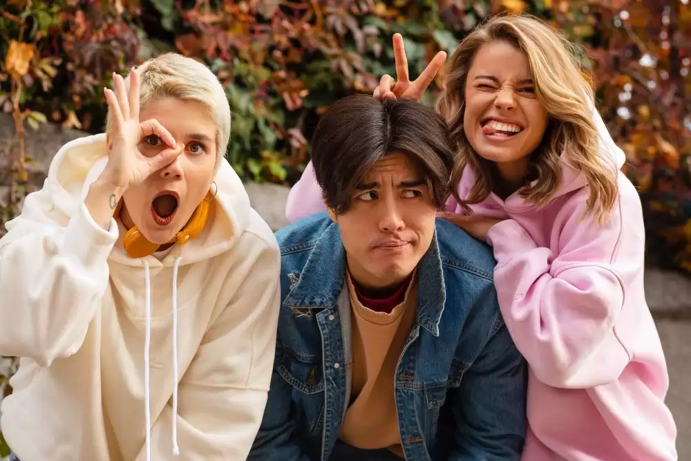 Кумедні прізвища, що звучать непристойно: їх важко вимовити серйозно