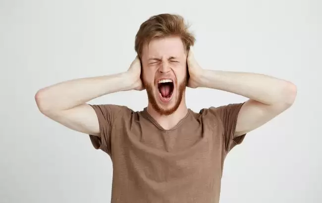 В Росії заборонили гуркотіти по батареях: пропонують "стукати" письмово