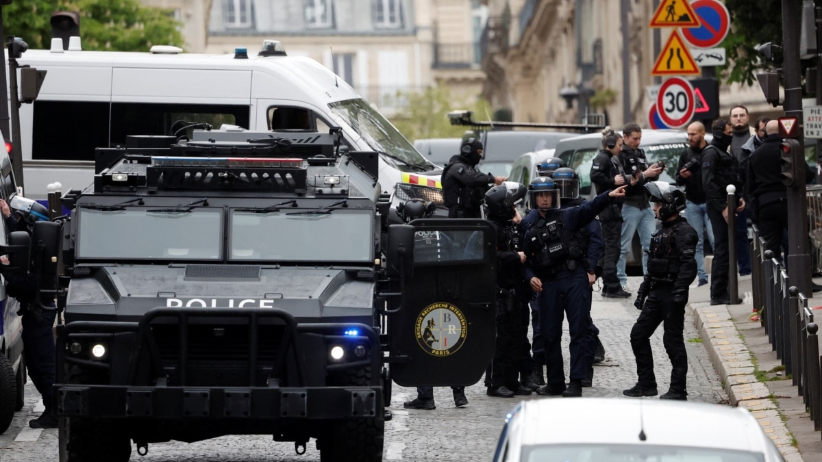 У Парижі заарештували чоловіка після інциденту з консульством Ірану