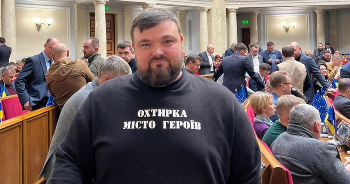 "Зарплата не соответствует расходам": многие "слуги народа" устали и хотят сложить мандаты, — нардеп (видео)