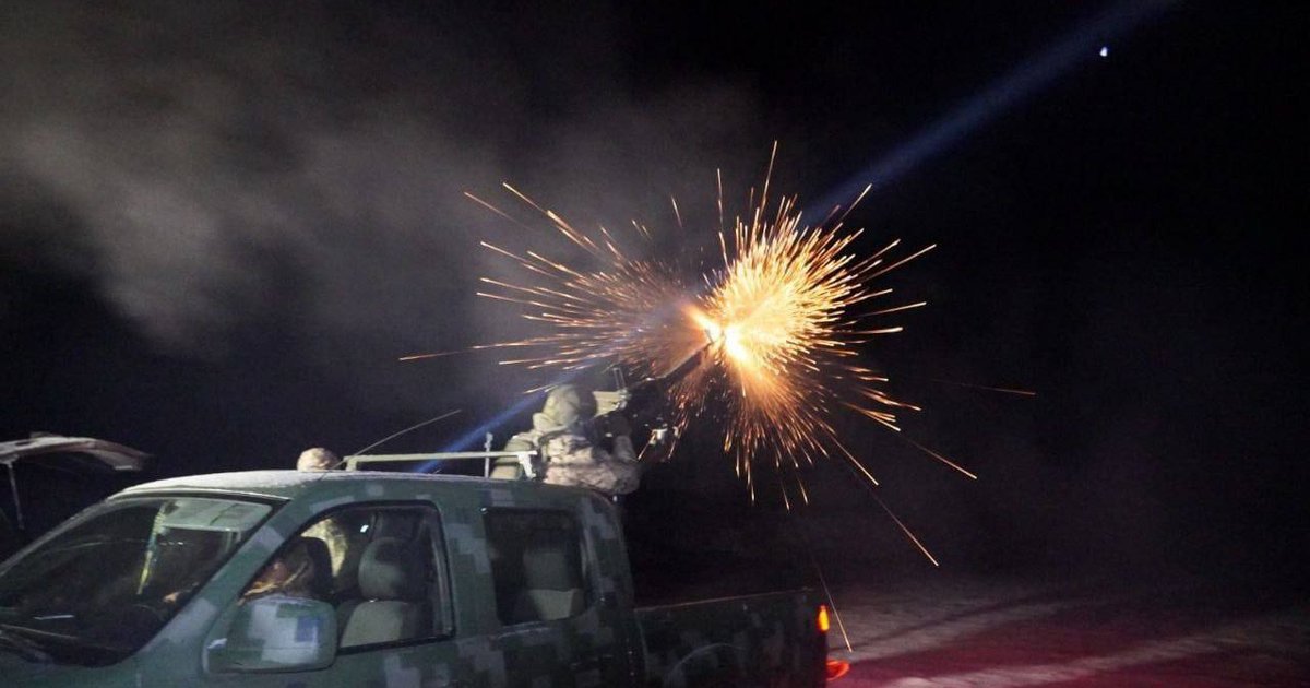 Россияне атакуют Украину "Шахедами": в Одессе перебои со светом и есть пострадавшие, что известно об обстреле (фото)