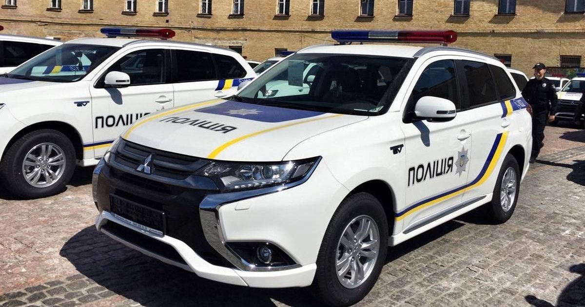 Полиция усиливает контроль: в пяти областях будут закрыты 1000 кладбищ