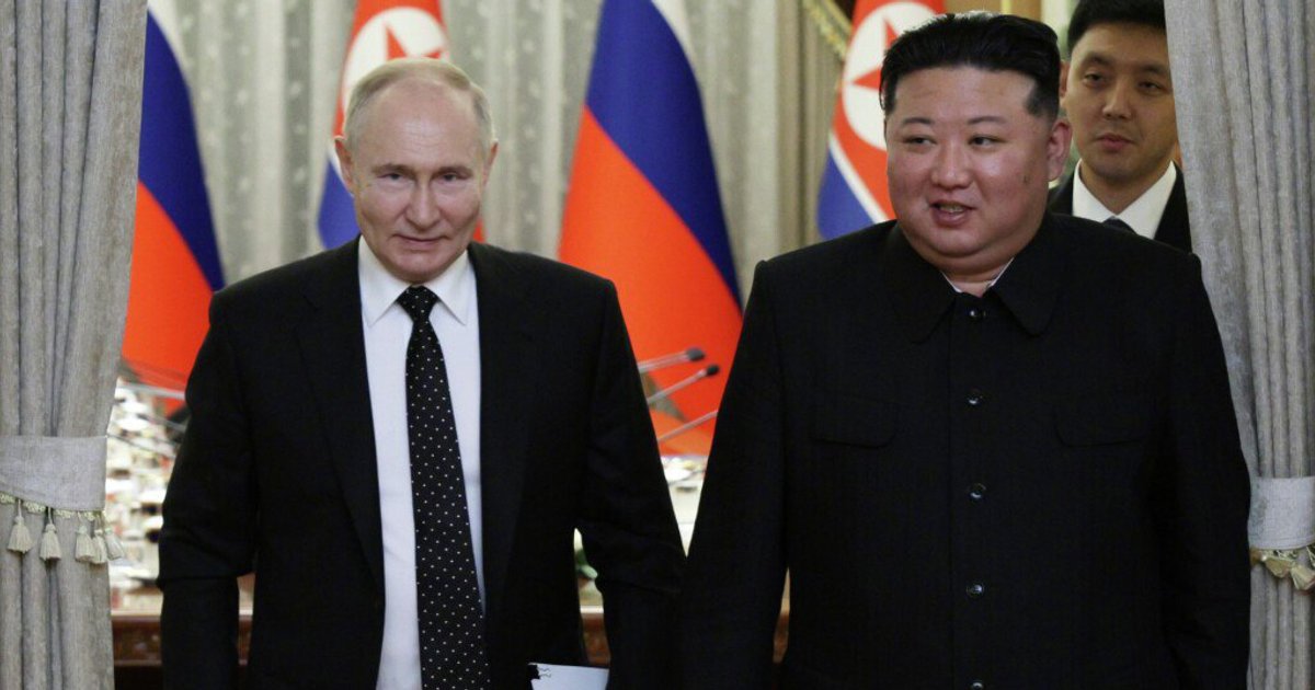 "Рабство" и тараканы: северокорейцы, которых отправили на работу в РФ, живут в нечеловеческих условиях, — NYP