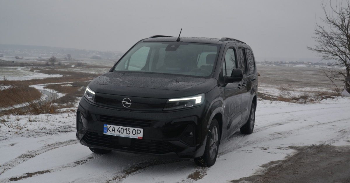 Просторный, практичный, современный: тест-драйв нового Opel Combo