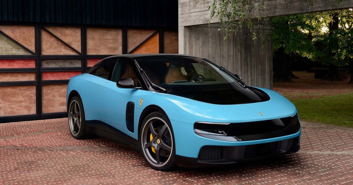 Не такой как все: представлен первый электромобиль Ferrari (фото, видео)