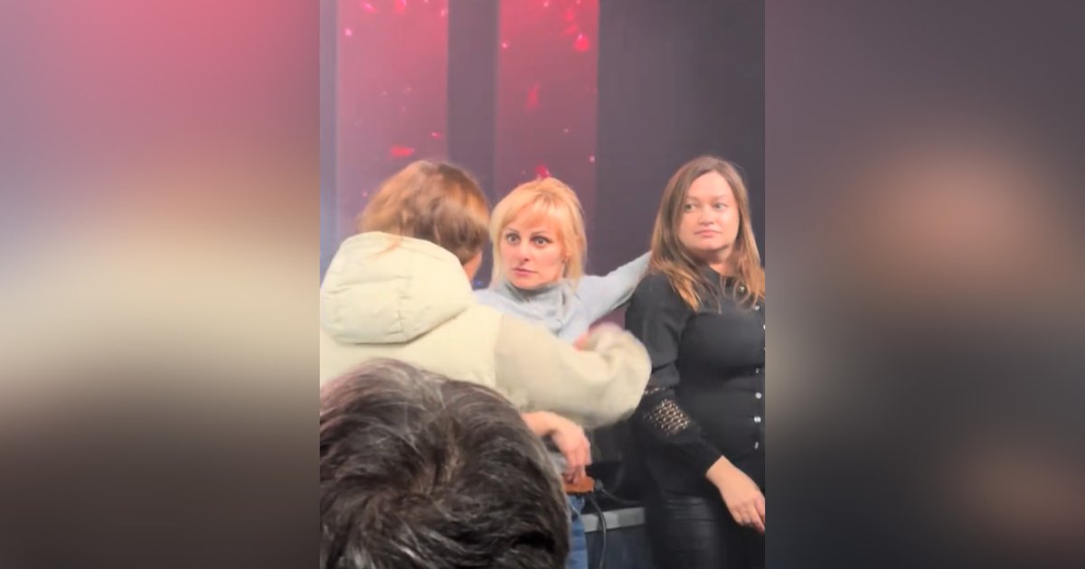 "Два концерта в одном": женщины подрались во время выступления Бужинской и Грицкана в Николаеве (видео)