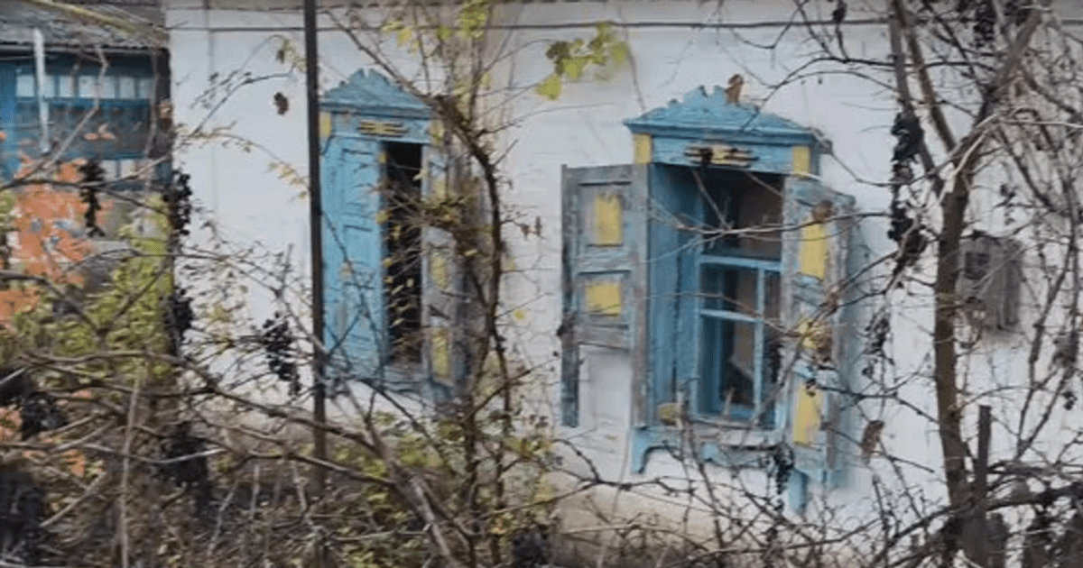 Девушка купила худший дом в селе за $3 тысячи: он стоял пустым 7 лет (фото)