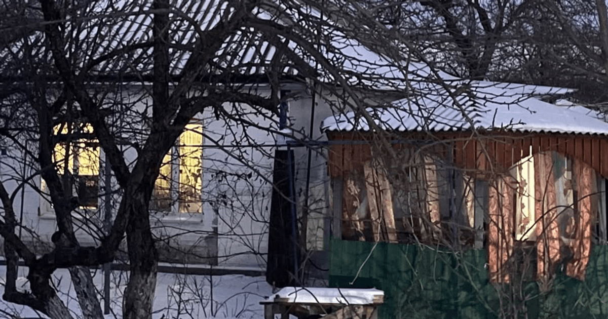 Дом в селе за $5 тысяч: украинка показала, какой "сюрприз" был внутри (фото)