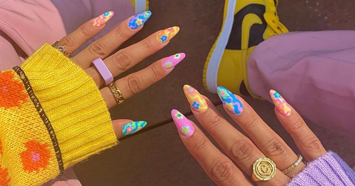Идеально на весну: лучшие семь цветов для маникюра в 2026 году (фото)