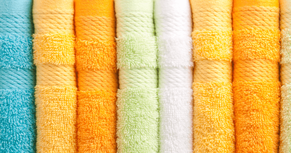 Не для красоты: для чего на самом деле нужны полоски на полотенцах (фото)