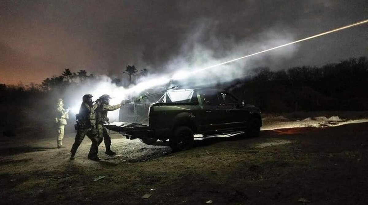 Силы ПВО в течение ночи обезвредили более сотни российских беспилотников