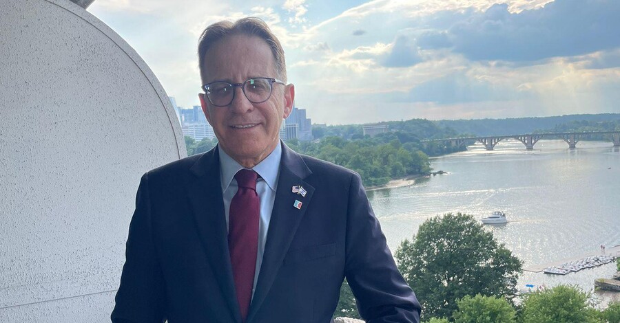 Главу офиса Нетаньяху задержали для допроса из-за утечки документов в Bild