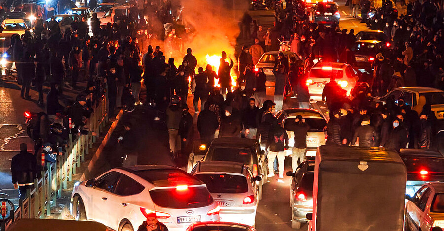 Посольство Украины в Иране временно прекратило работу