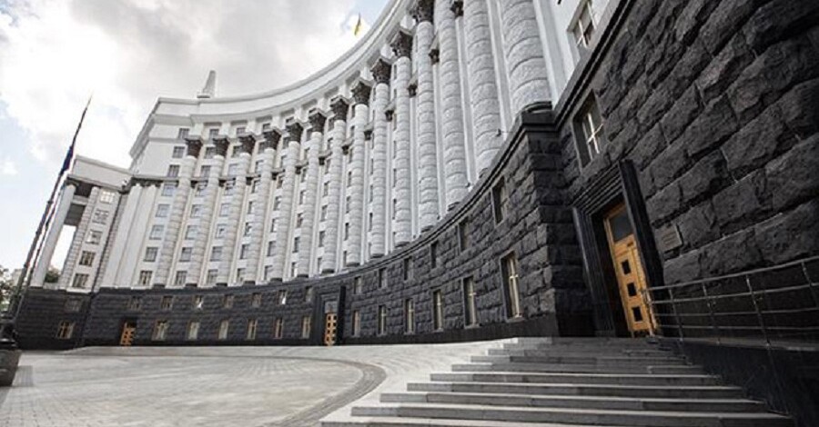 Родственникам раненых или погибших журналистов будут выплачивать помощь, первую получит отец Виктории Рощиной