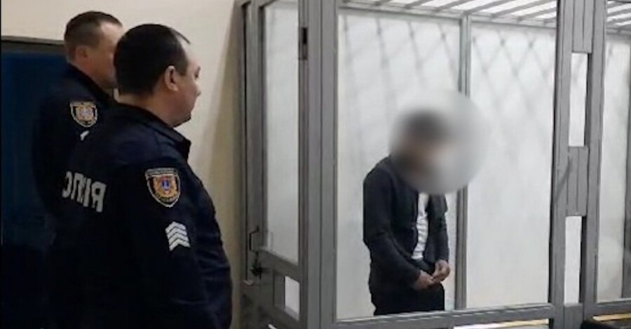 В Одесской области подростка приговорили к 13 годам за двойное убийство собственной матери и сестры