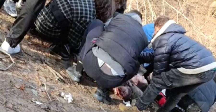 Россияне атаковали Днепр "шахедами" - травмированы молодая женщина и ребенок