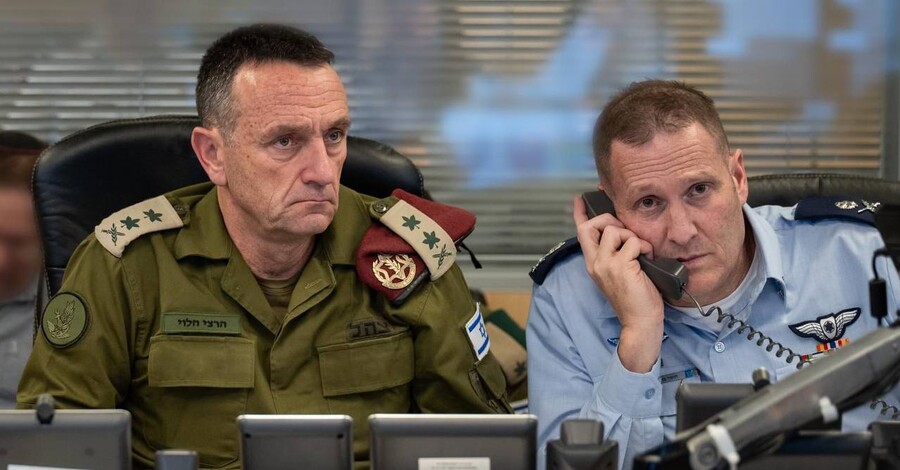 Иран в ответ на старт военной операции атаковал Израиль ракетами