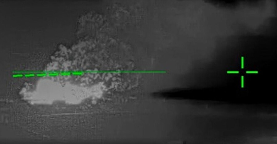 Силы обороны атаковали нефтеперекачивающую станцию на территории РФ и нефтебазу в Крыму