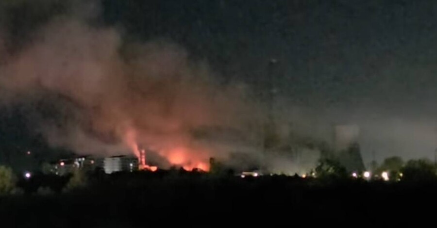 В Бухаресте на ТЭЦ произошел мощный взрыв и вспыхнул масштабный пожар