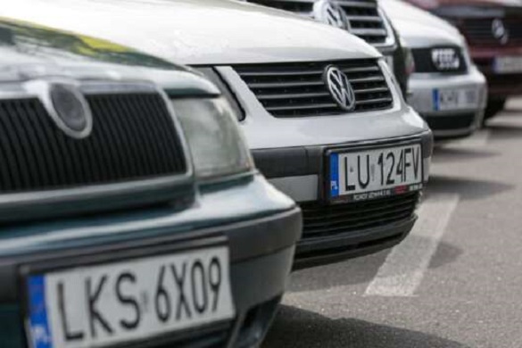 В Україні з 1 липня скасовують пільги на імпорт товарів і авто