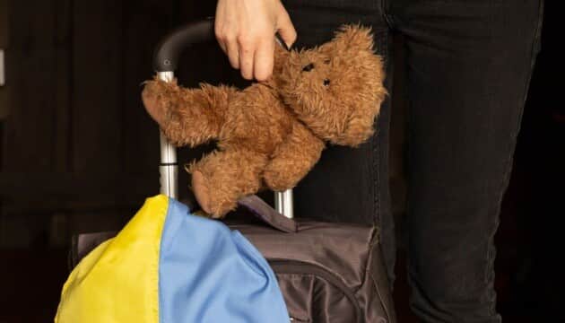 Україна попросила Ватикан офіційно закріпити свою роль для повернення дітей