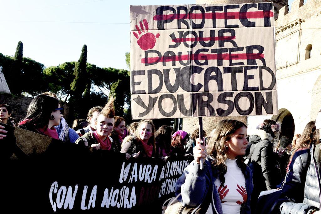 Парламент Італії криміналізує секс без згоди