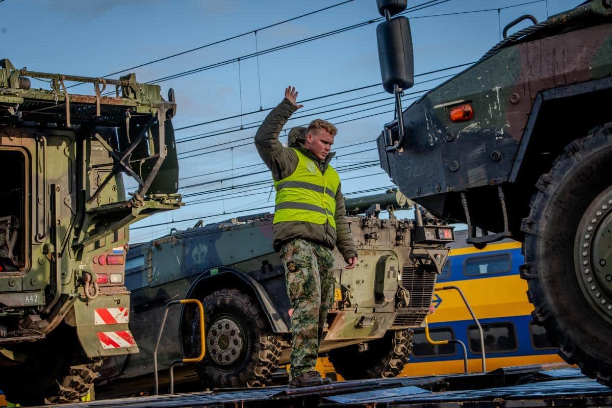 У ЄС презентували проєкт "військового Шенгену" для швидкого переміщення військ