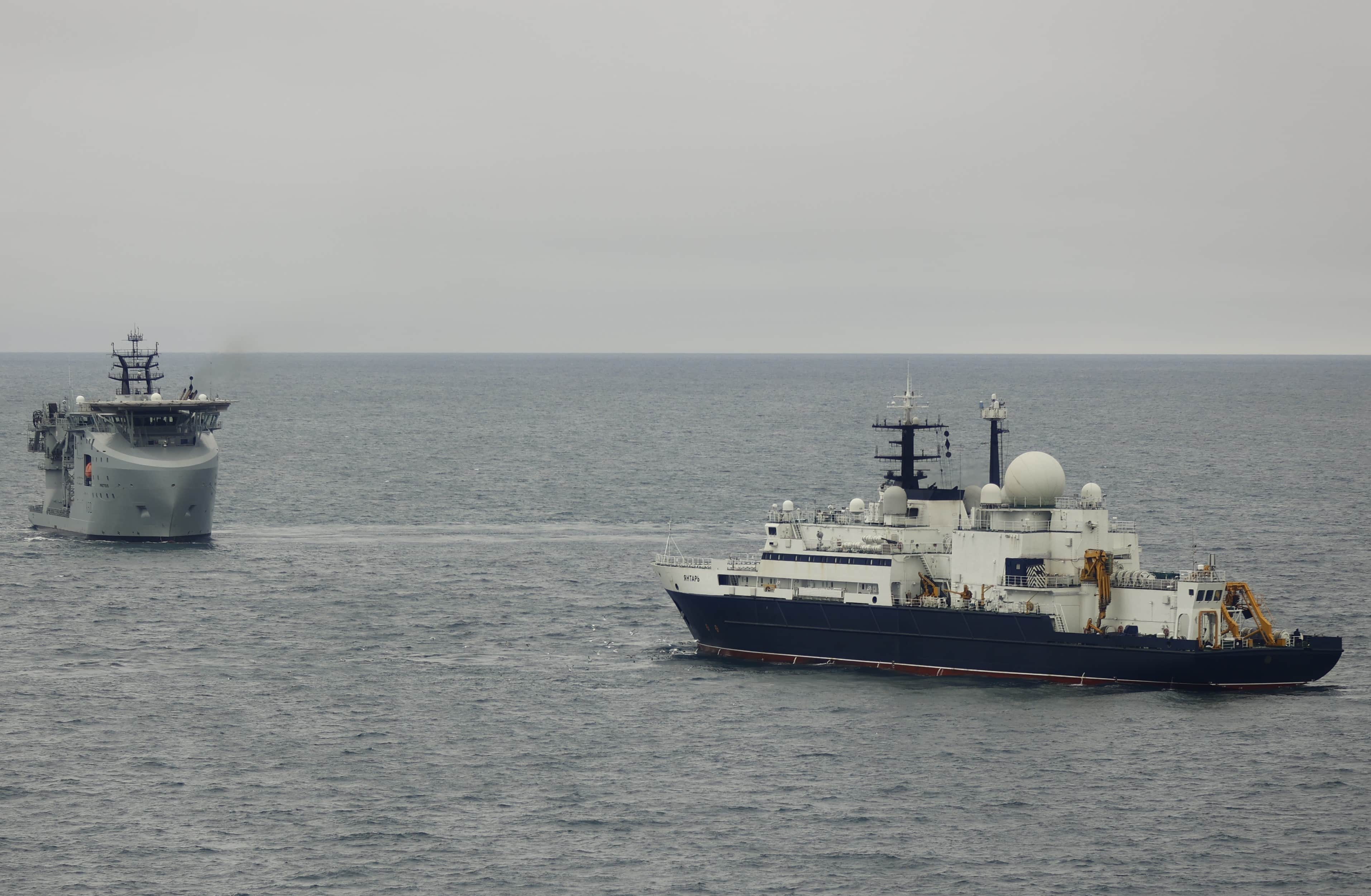 Британія заявляє про готовність військових варіантів проти шпигунського корабля РФ