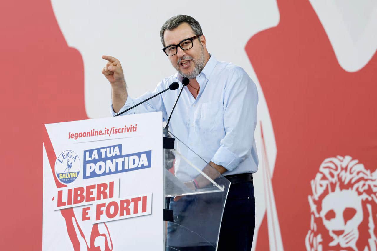 В Італії остаточно виправдали віцепремʼєра у справі про викрадення мігрантів