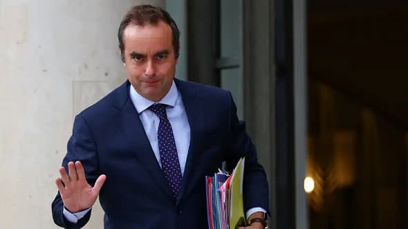 Прем'єр Франції виключив намір балотуватись в президенти