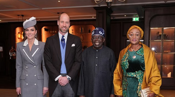 Кейт в образі Діани: стильна зустріч із президентом Нігерії (ФОТО)