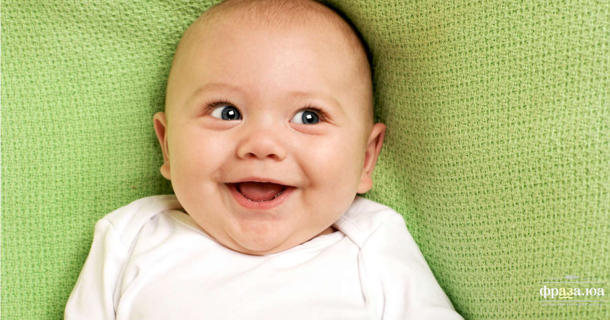 Ученые выяснили, почему смеются младенцы