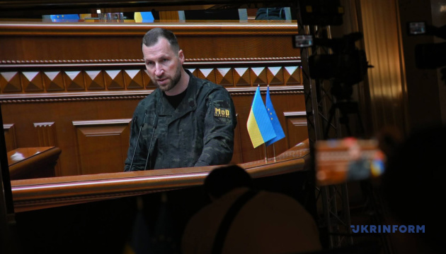 Хмара заявив, що звільнений із військової служби і має статус цивільної особи