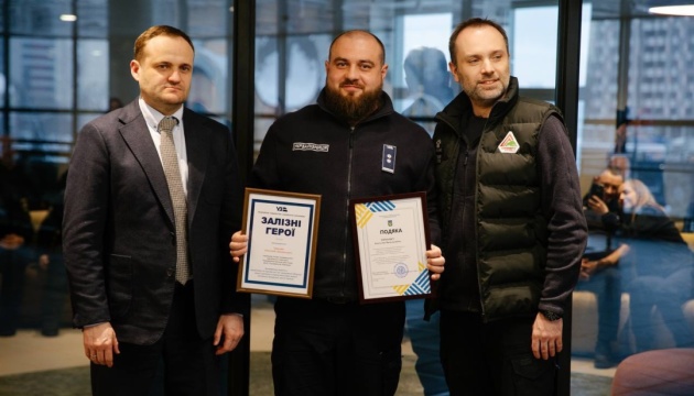 Обстріл поїзда на Харківщині: залізничників відзначили за швидкі дії після атаки