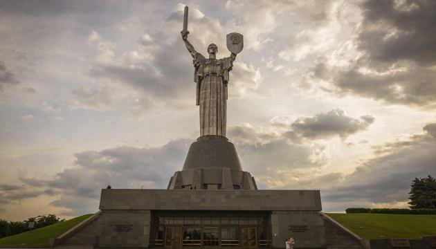 У Музеї війни презентують двомовне видання свідчень очевидців облоги Чернігівщини