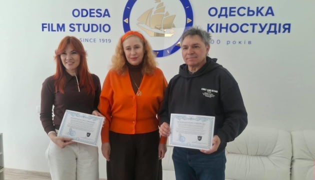 Маріупольський драмтеатр, релокований в Ужгород, співпрацюватиме з Одеською кіностудією