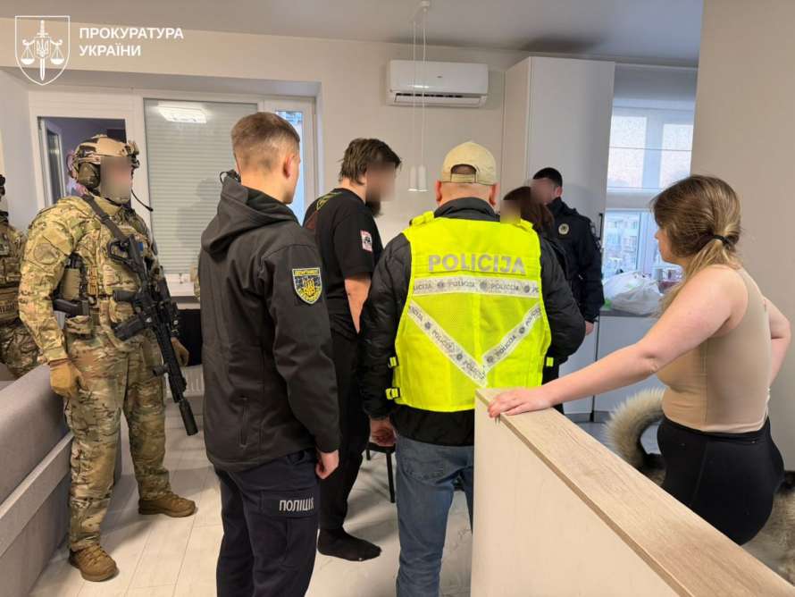 Мошеннический колл-центр «развел» граждан ЕС на 300 тысяч евро