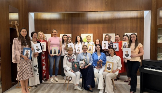 «День з Лесею» в Абу-Дабі: українська громада в ОАЕ відзначила 155-річчя поетеси