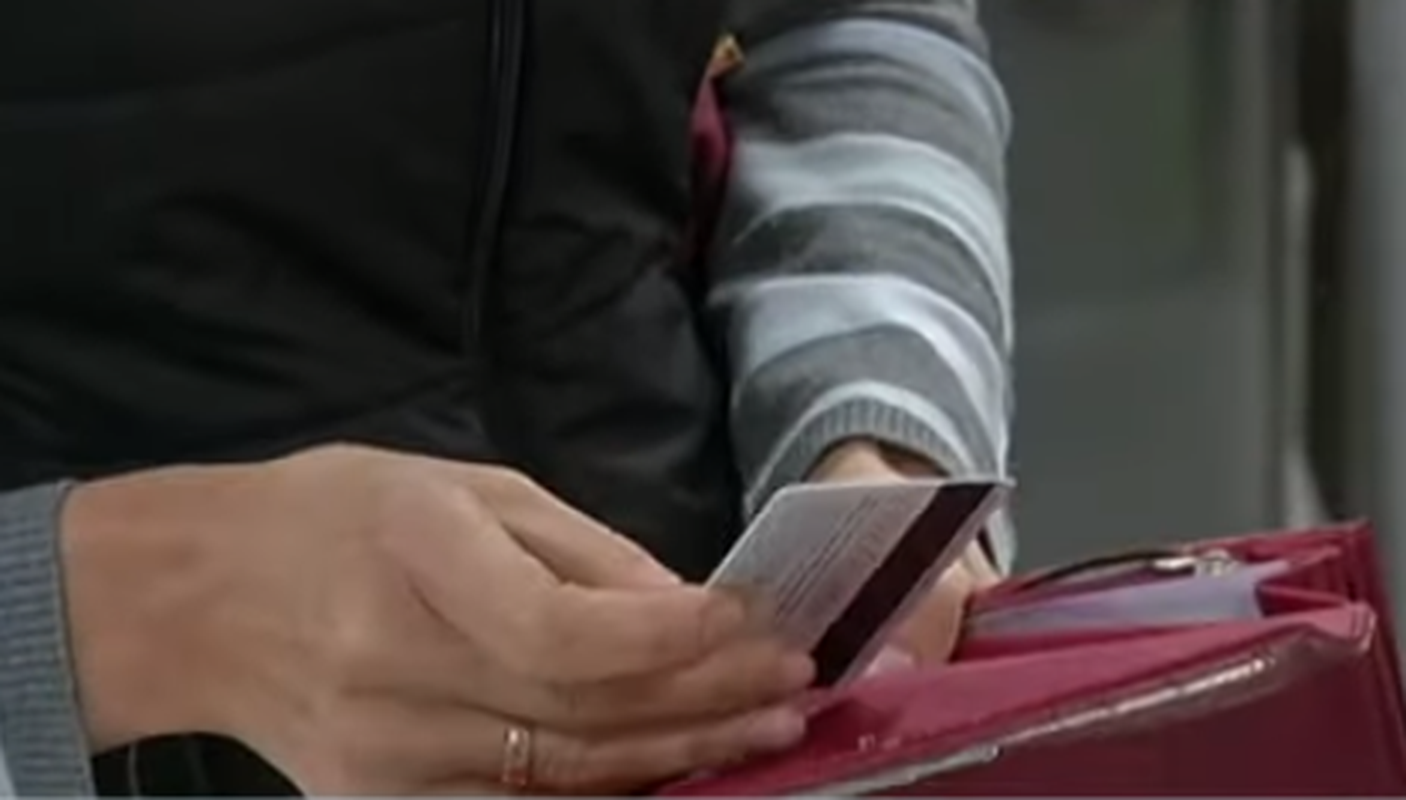 Залишилось недовго: банківські картки зникнуть повністю, що готують