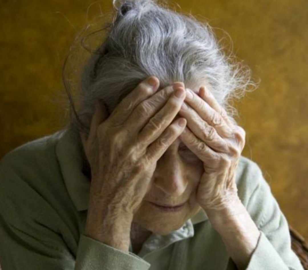 "Виривають у бідних із рота": на Закарпатті пенсіонери й малозабезпечені в шоці й сльозах від нових заборон