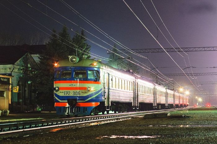 Движение поездов в Харьковской области ограничено из-за обстрела Балаклеи
