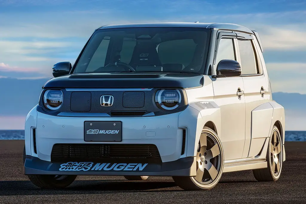 Mugen представив заряджену версію Honda Super-One