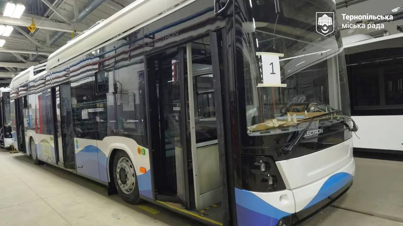 Тернопіль закупить 27 нових тролейбусів львівського виробництва