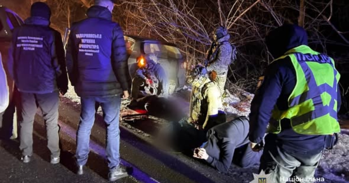 На Прикарпатті викрили схему переправлення ухилянтів за кордон і затримали перевізника