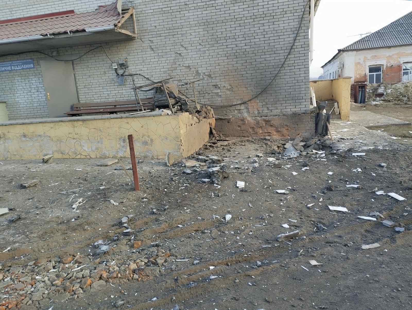 Ворог атакував Великописарівську лікарню: пошкоджено два відділення