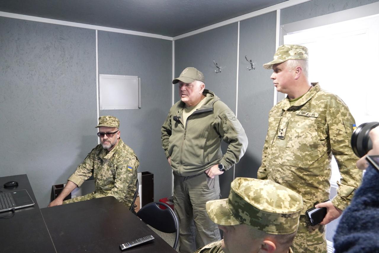 Захисники неба Сумщини отримали мобільні пункти управління зенітно-кулеметними групами