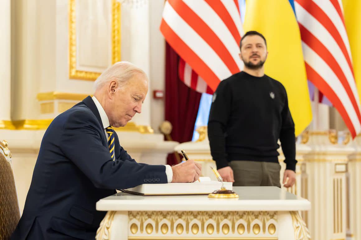 Нардеп Михайло Ананченко відзначив роботу команди Президента Зеленського щодо виділення США довгоочікуваної допомоги Україні