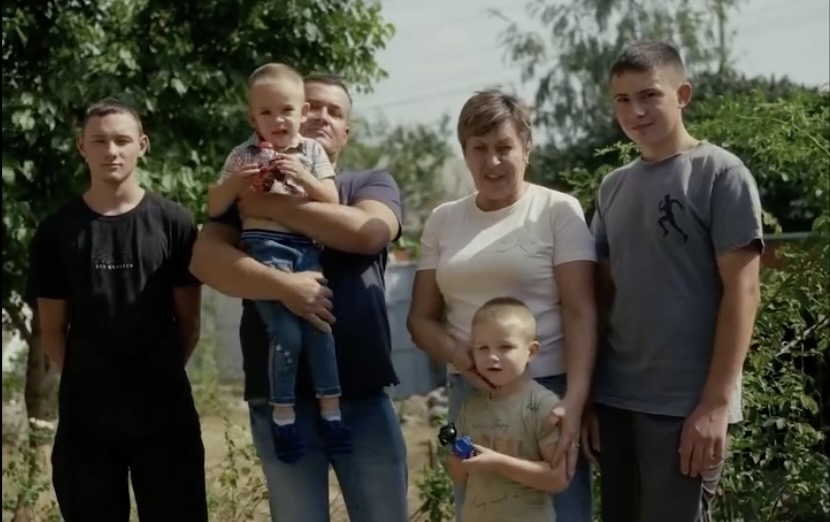 Родина з Ямполя створила дитячий будинок сімейного типу: Григоров розповів про підтримку дітей на Сумщині